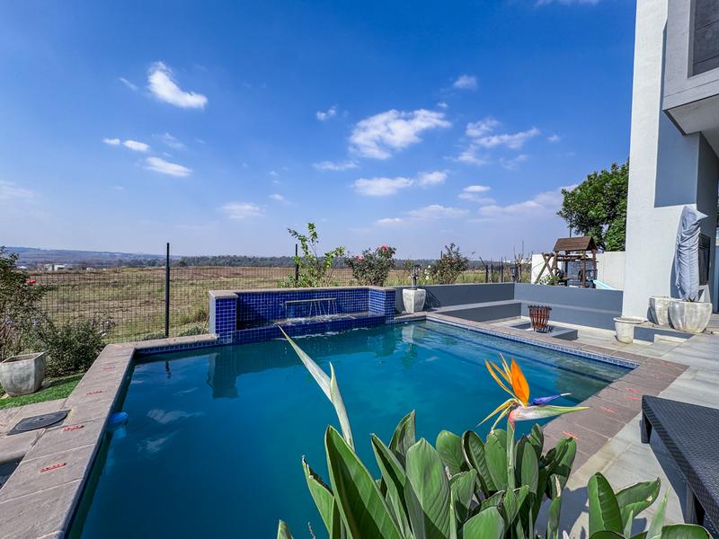 4 Bedroom Property for Sale in Midstream Ridge Gauteng