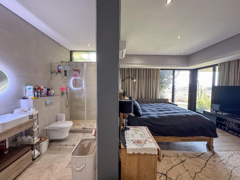 4 Bedroom Property for Sale in Midstream Ridge Gauteng