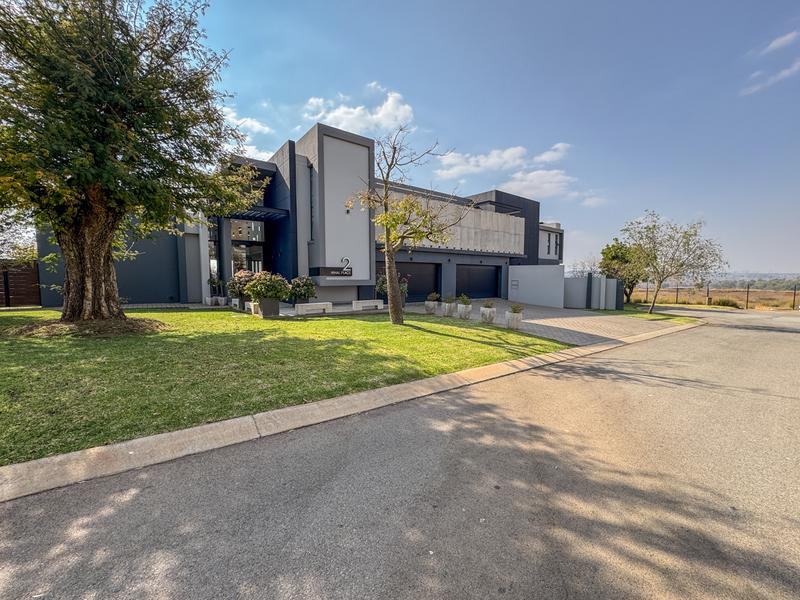 4 Bedroom Property for Sale in Midstream Ridge Gauteng