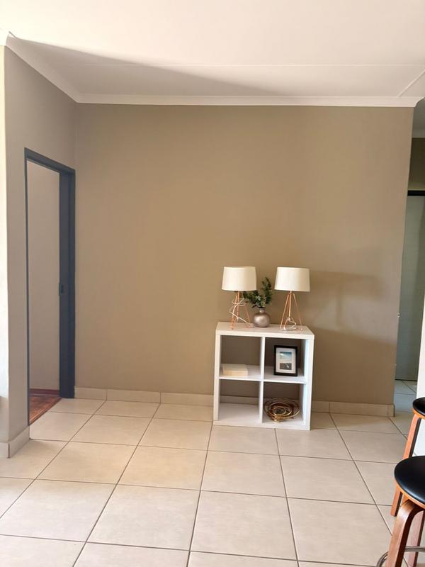 To Let 3 Bedroom Property for Rent in Glen Austin Gauteng