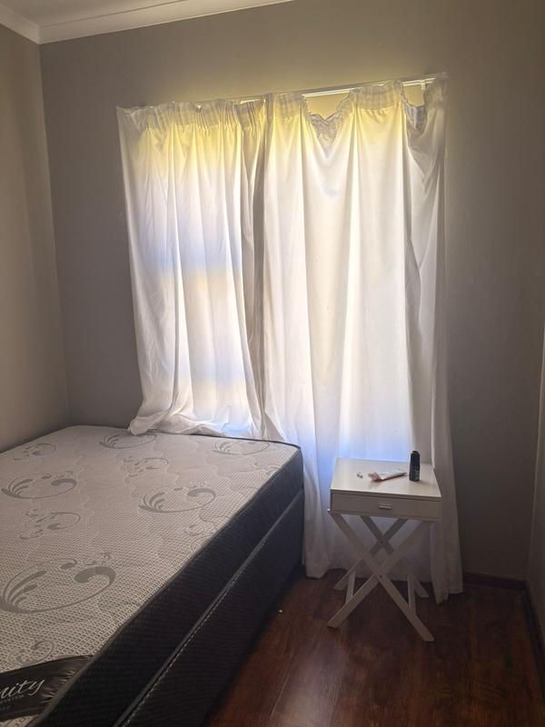 To Let 3 Bedroom Property for Rent in Glen Austin Gauteng