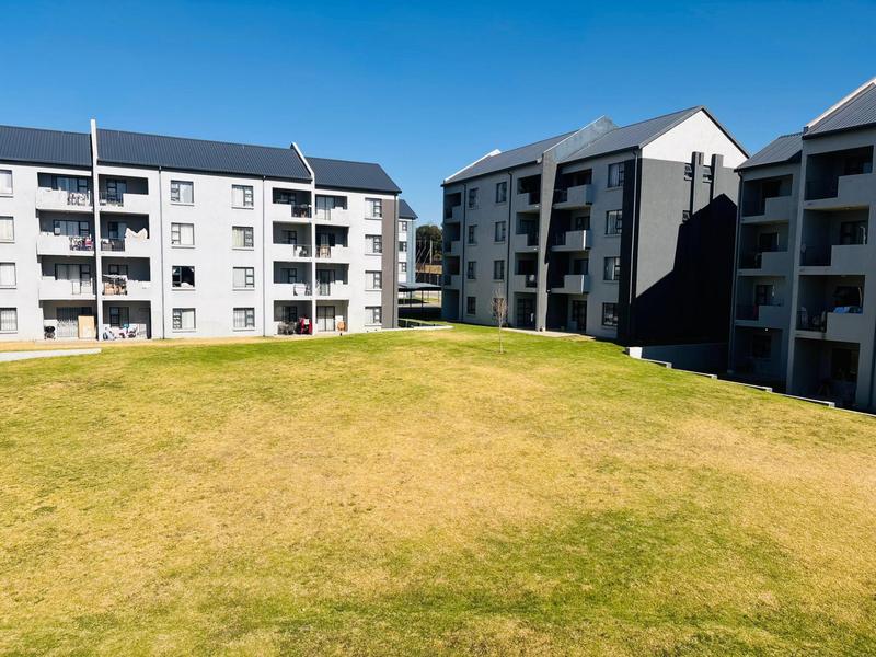 To Let 3 Bedroom Property for Rent in Glen Austin Gauteng
