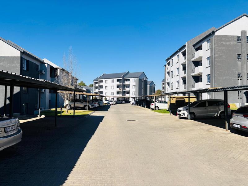 To Let 3 Bedroom Property for Rent in Glen Austin Gauteng