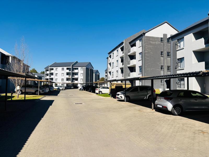 To Let 3 Bedroom Property for Rent in Glen Austin Gauteng