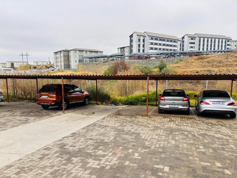 To Let 2 Bedroom Property for Rent in Fleurhof Gauteng