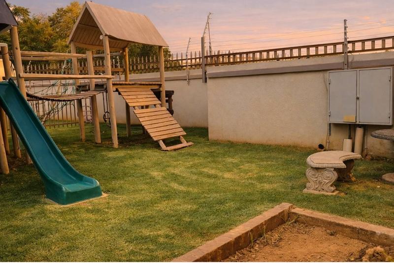 1 Bedroom Property for Sale in Bedfordview Gauteng
