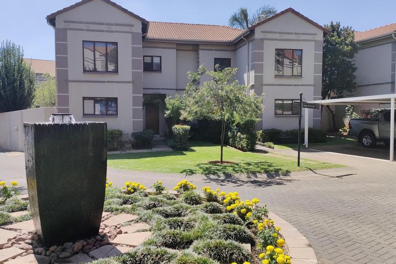 1 Bedroom Property for Sale in Bedfordview Gauteng