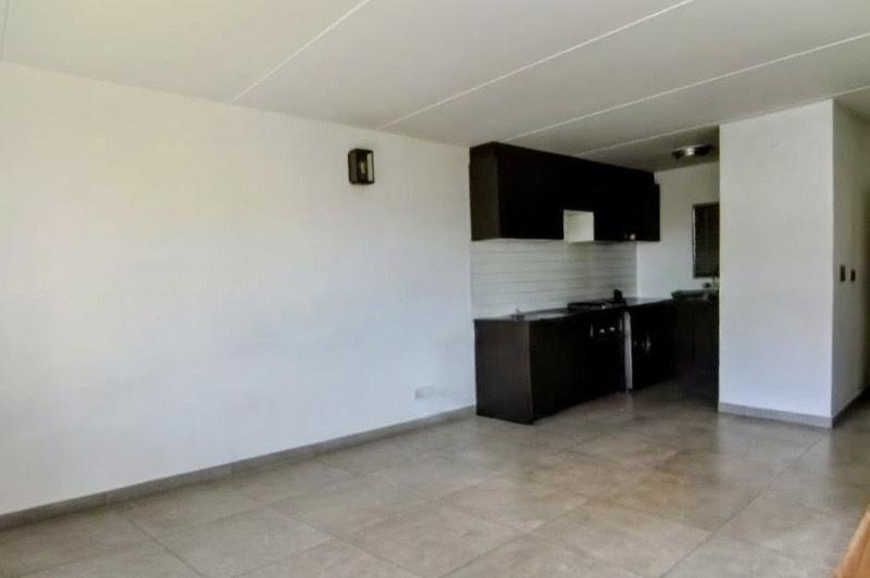 1 Bedroom Property for Sale in Bedfordview Gauteng