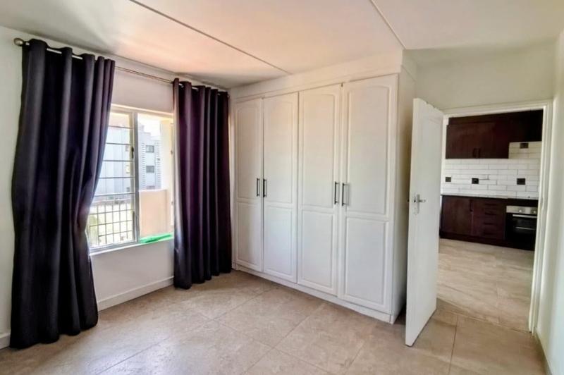 1 Bedroom Property for Sale in Bedfordview Gauteng
