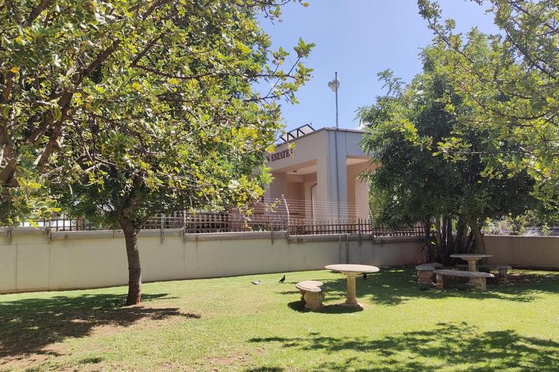 1 Bedroom Property for Sale in Bedfordview Gauteng
