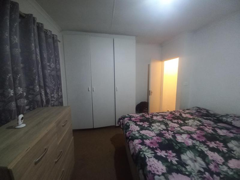 2 Bedroom Property for Sale in Heuwelsig Estate Gauteng