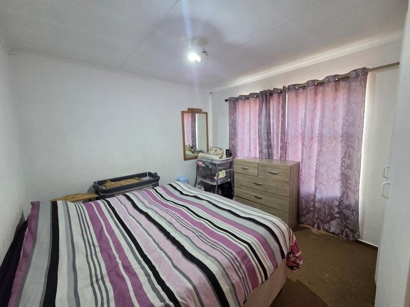 2 Bedroom Property for Sale in Heuwelsig Estate Gauteng