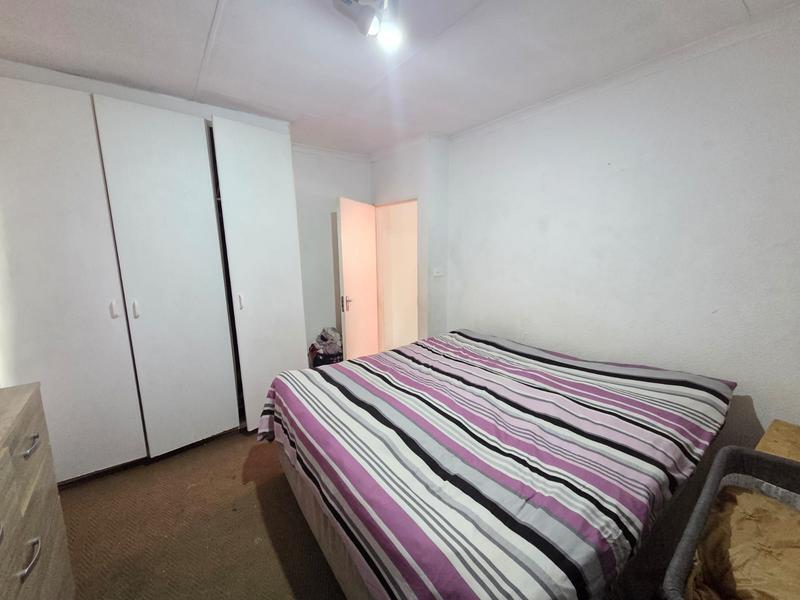 2 Bedroom Property for Sale in Heuwelsig Estate Gauteng