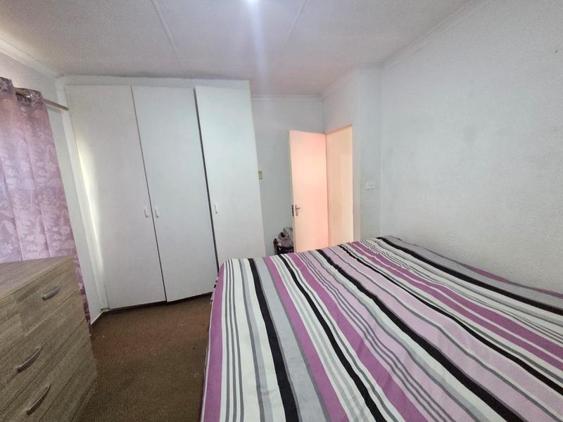 2 Bedroom Property for Sale in Heuwelsig Estate Gauteng