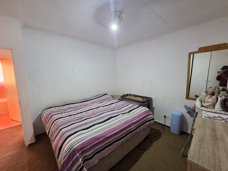 2 Bedroom Property for Sale in Heuwelsig Estate Gauteng