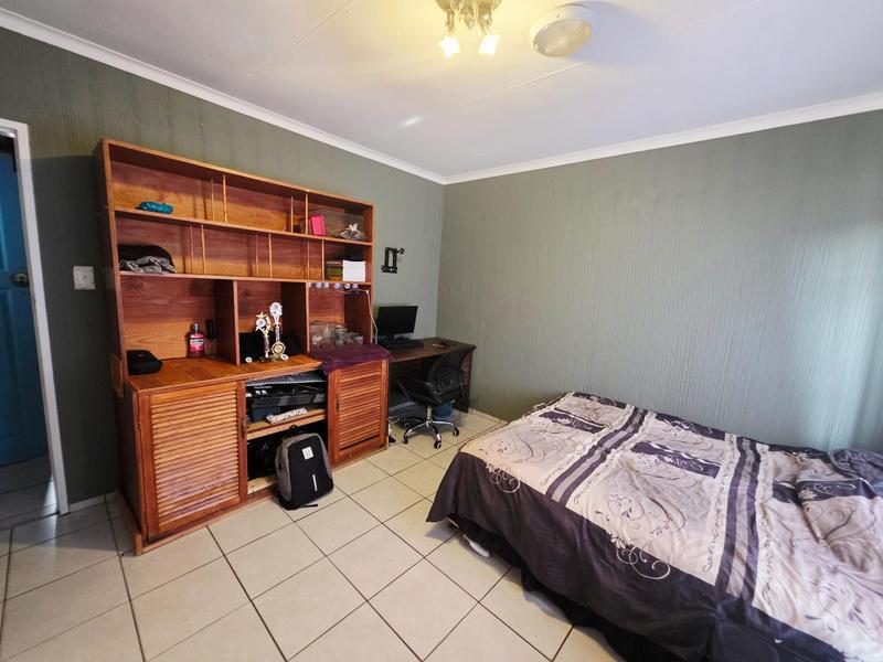 2 Bedroom Property for Sale in Norkem Park Gauteng