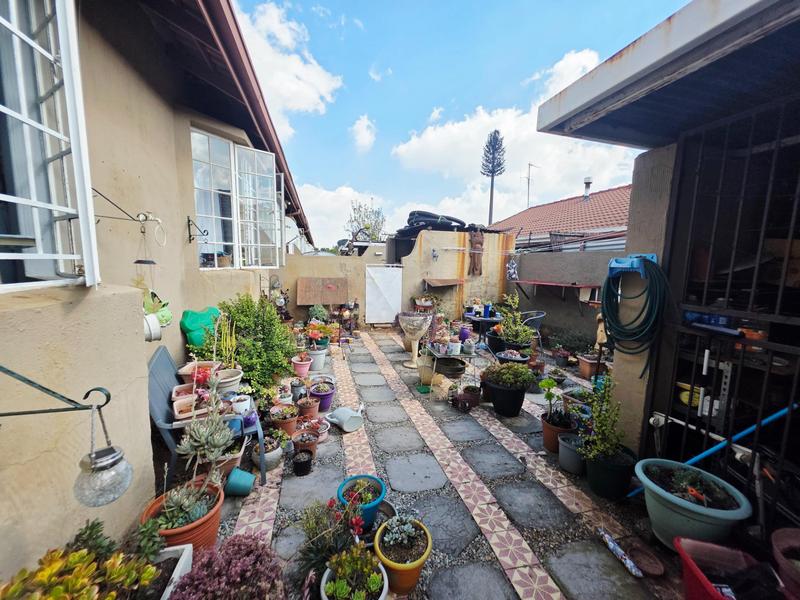 2 Bedroom Property for Sale in Norkem Park Gauteng