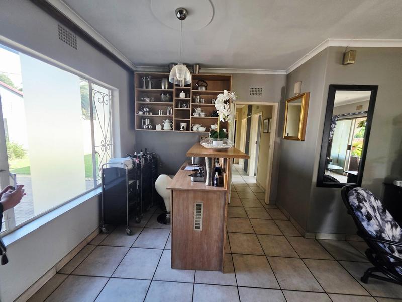 3 Bedroom Property for Sale in Van Riebeeck Park Gauteng