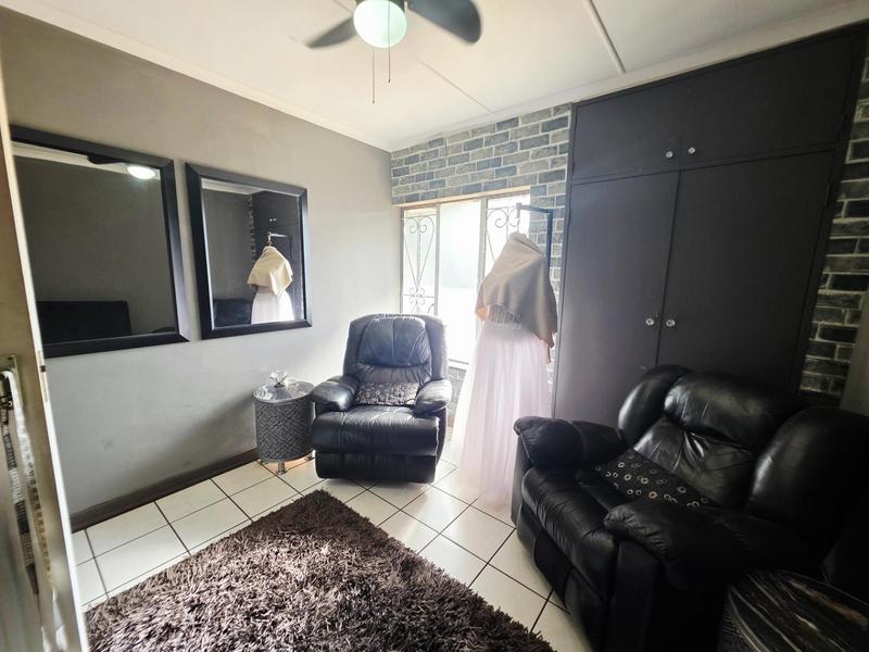 3 Bedroom Property for Sale in Van Riebeeck Park Gauteng