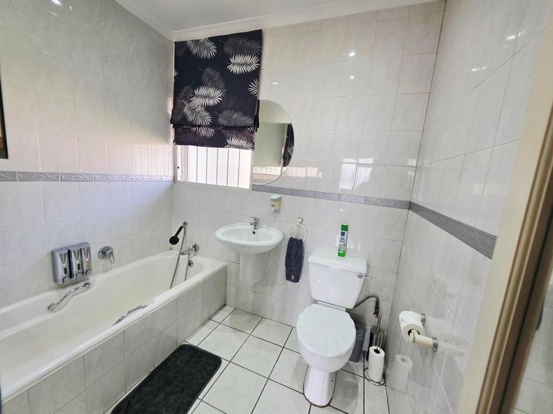 3 Bedroom Property for Sale in Van Riebeeck Park Gauteng