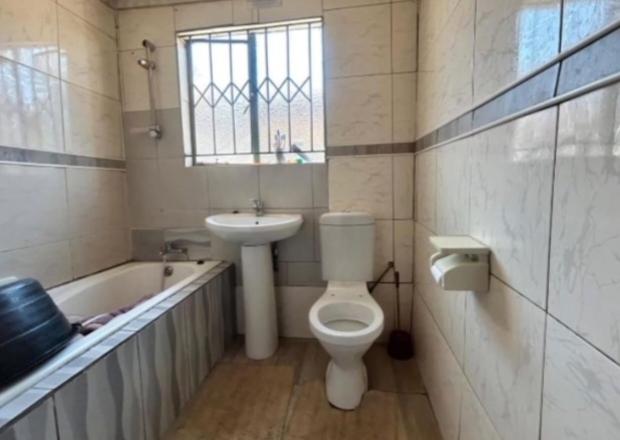 7 Bedroom Property for Sale in Payneville Gauteng