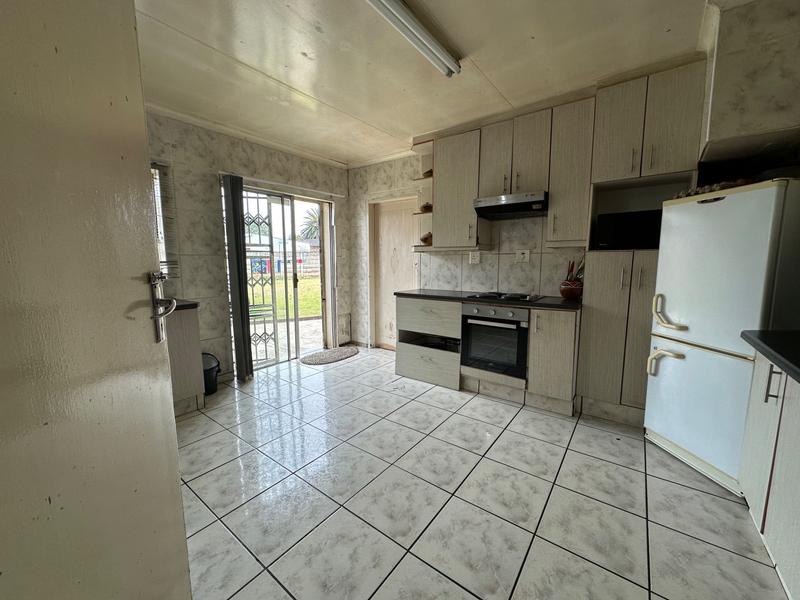 3 Bedroom Property for Sale in Selcourt Gauteng