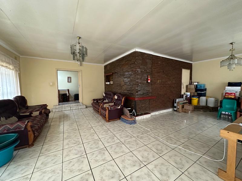 3 Bedroom Property for Sale in Selcourt Gauteng