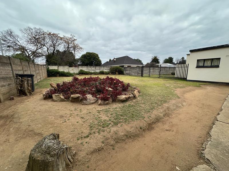 3 Bedroom Property for Sale in Selcourt Gauteng