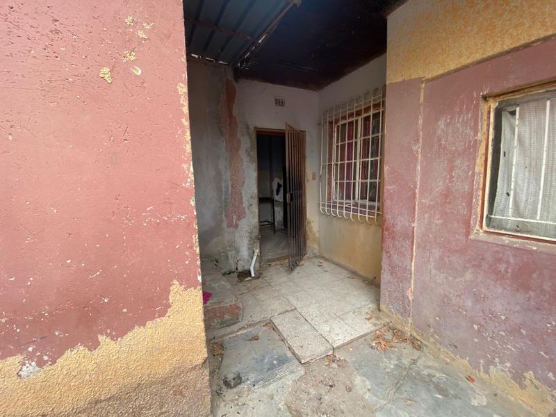 18 Bedroom Property for Sale in Bezuidenhout Valley Gauteng