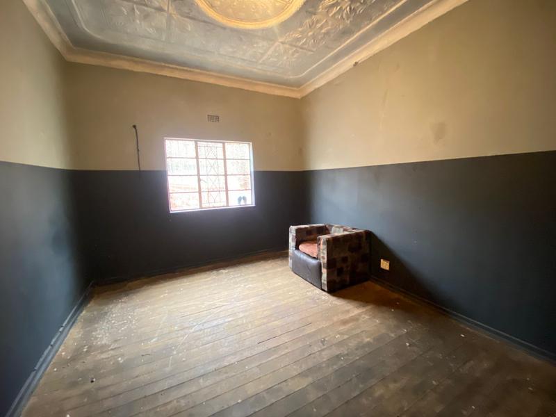 18 Bedroom Property for Sale in Bezuidenhout Valley Gauteng