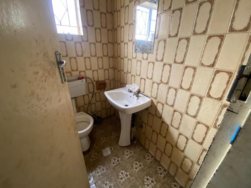 18 Bedroom Property for Sale in Bezuidenhout Valley Gauteng
