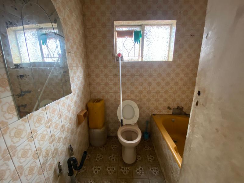 18 Bedroom Property for Sale in Bezuidenhout Valley Gauteng