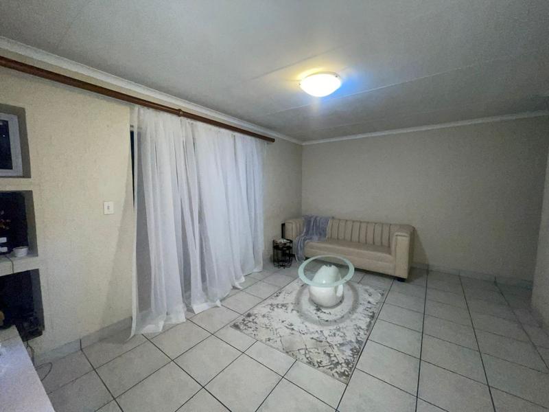 2 Bedroom Property for Sale in Winchester Hills Gauteng