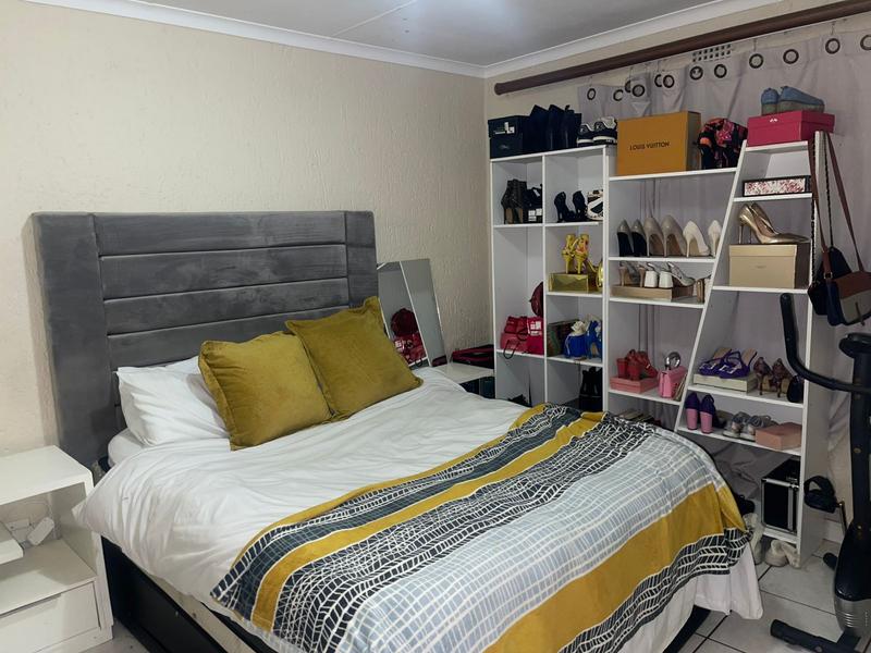 2 Bedroom Property for Sale in Winchester Hills Gauteng