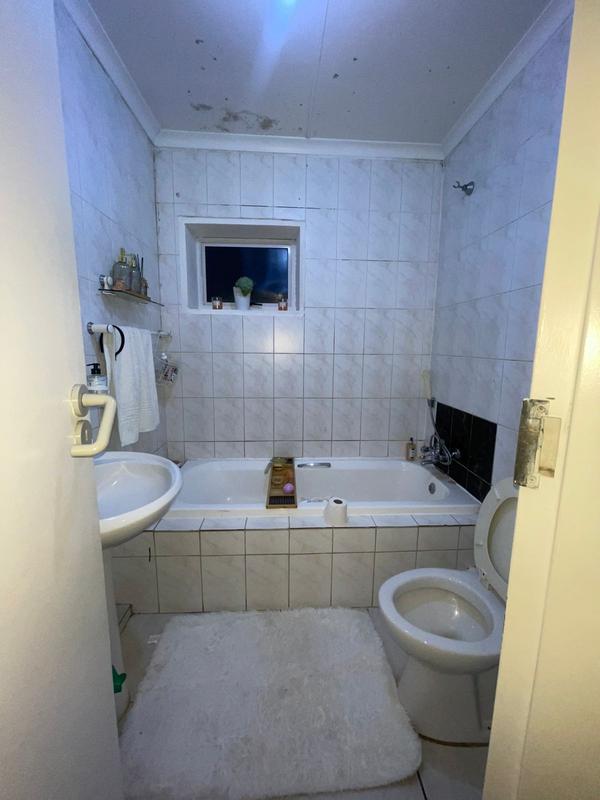 2 Bedroom Property for Sale in Winchester Hills Gauteng