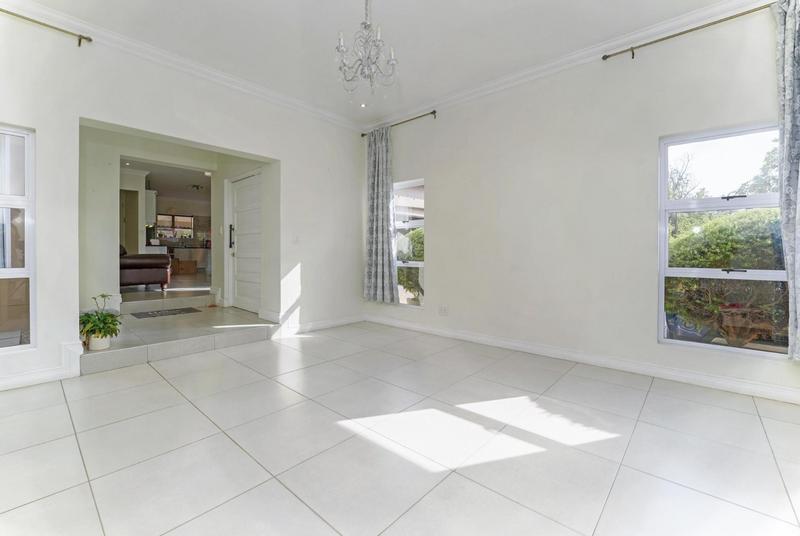 To Let 3 Bedroom Property for Rent in Cedar Lakes Gauteng