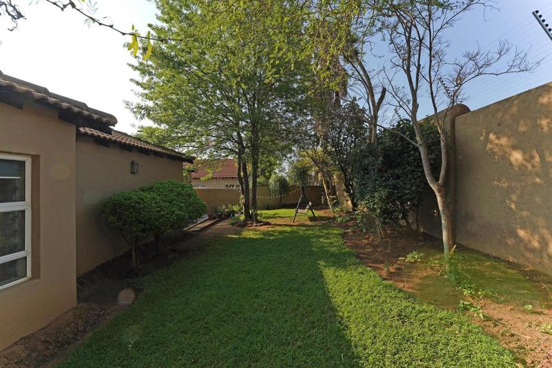 To Let 3 Bedroom Property for Rent in Cedar Lakes Gauteng