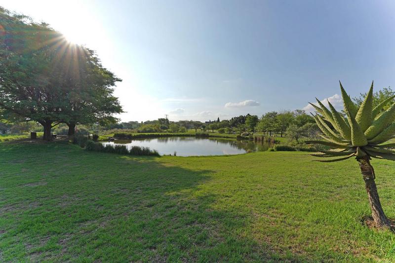 To Let 3 Bedroom Property for Rent in Cedar Lakes Gauteng