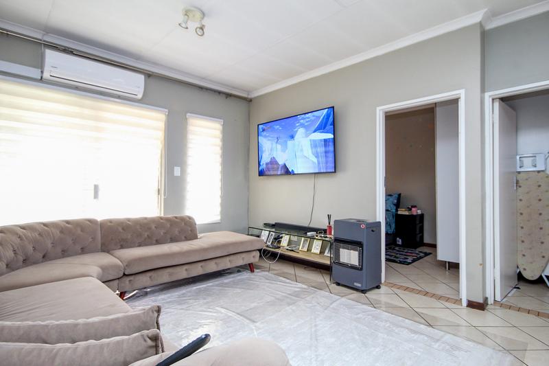 3 Bedroom Property for Sale in Monavoni Gauteng