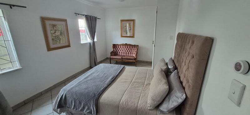 5 Bedroom Property for Sale in Raslouw A H Gauteng