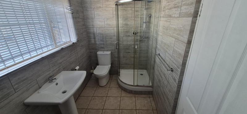 5 Bedroom Property for Sale in Raslouw A H Gauteng