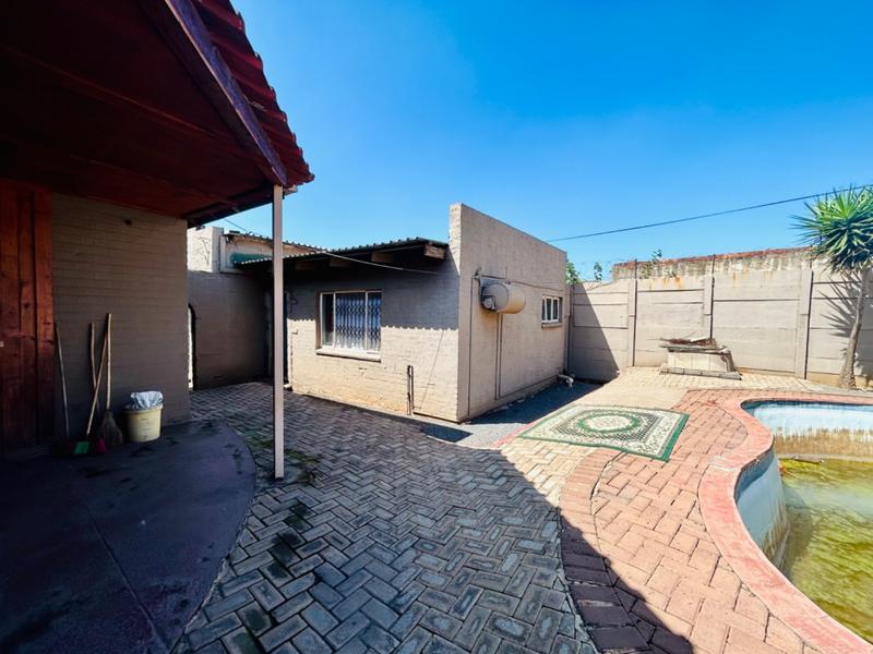 3 Bedroom Property for Sale in Vanderbijlpark CW 3 Gauteng