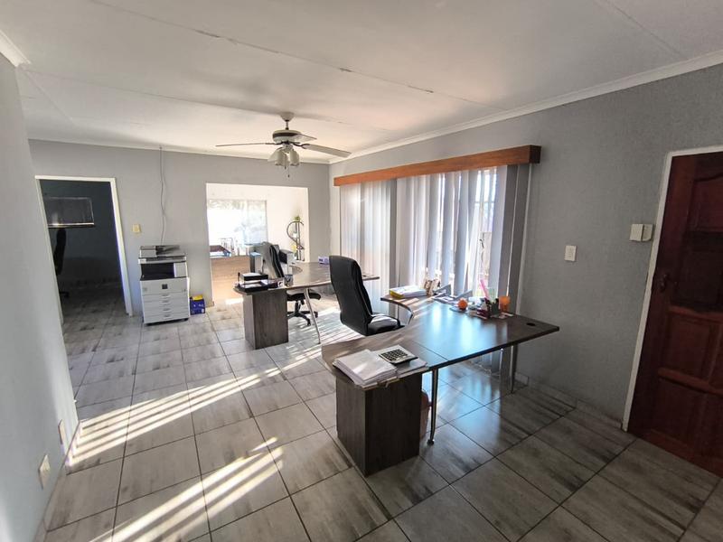 To Let 3 Bedroom Property for Rent in Garsfontein Gauteng