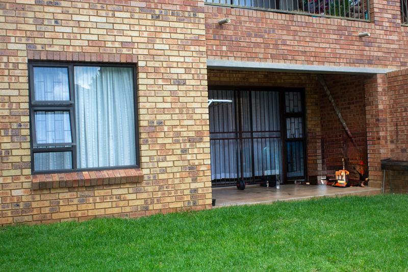 To Let 2 Bedroom Property for Rent in Wilgeheuwel Gauteng