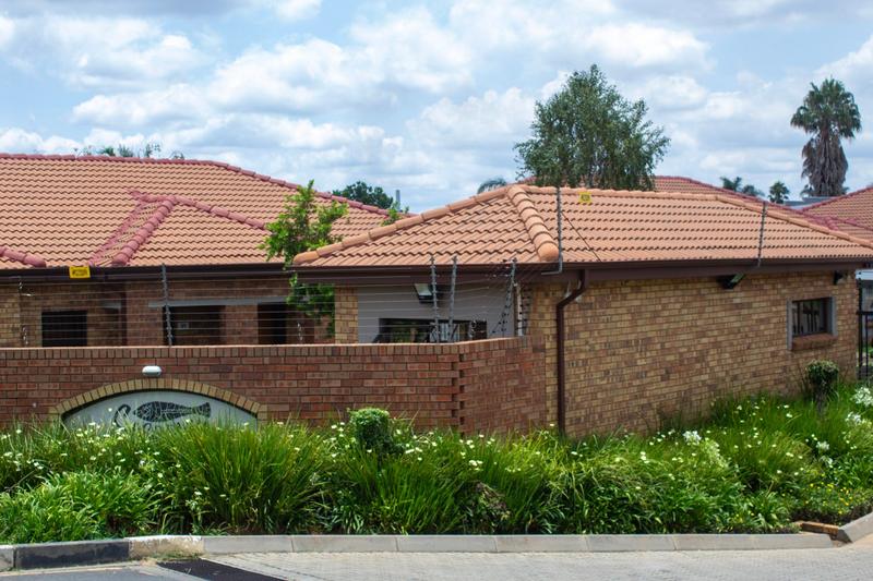 To Let 2 Bedroom Property for Rent in Wilgeheuwel Gauteng