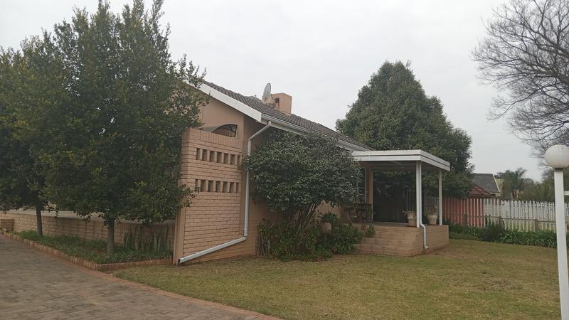 3 Bedroom Property for Sale in Greenhills Gauteng