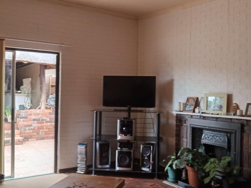 3 Bedroom Property for Sale in Greenhills Gauteng