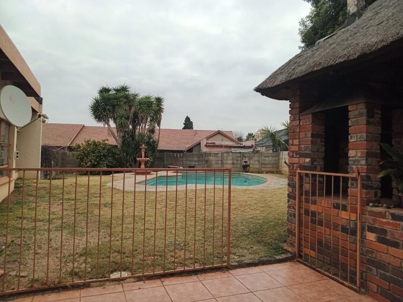 3 Bedroom Property for Sale in Greenhills Gauteng