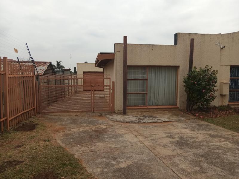 3 Bedroom Property for Sale in Greenhills Gauteng