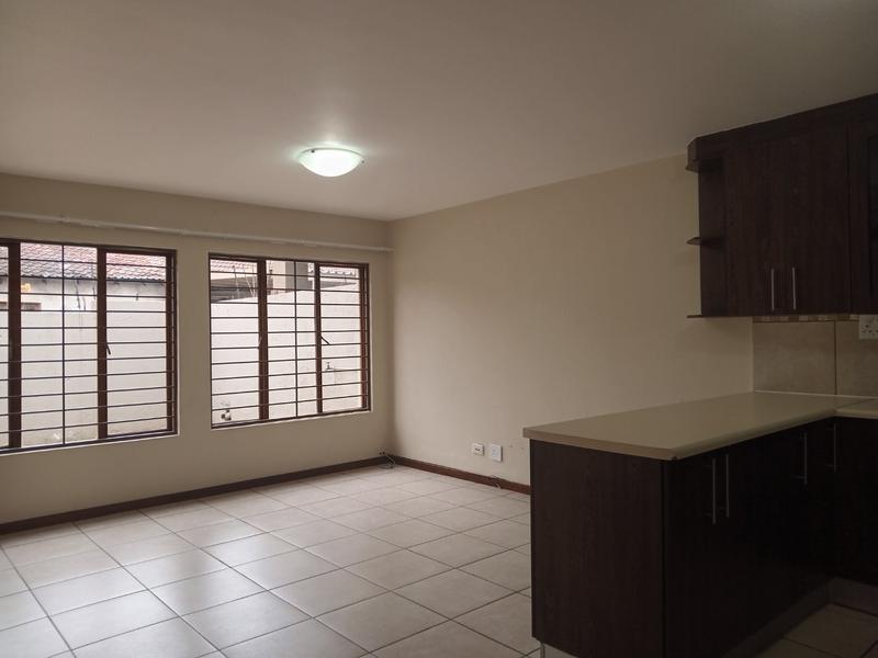 2 Bedroom Property for Sale in Greenhills Gauteng